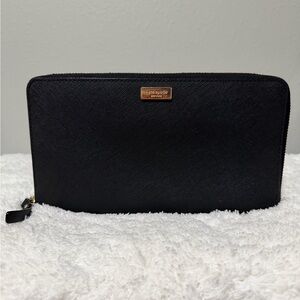 SOLD❣️ Kate Spade Black Laurel Way Wallet